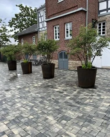 Luxuswohnung Naehe Koeln Bonn Apartment